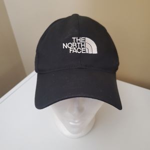 The North Face Hat Black FlexFit Baseball Cap